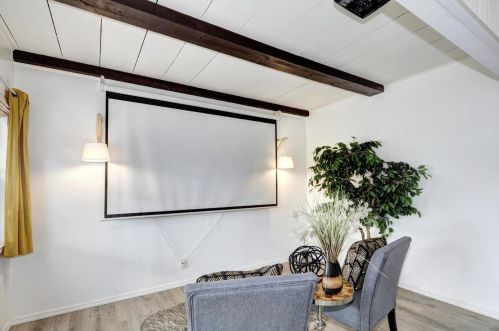 819 Campus Way, Davis CA 95616-3518 exterior