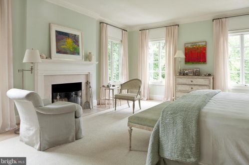 3020 Chain Brg Rd, Washington DC 20016-3410 exterior