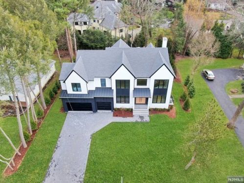 116 Lk Rd, Demarest NJ 07627-2236 exterior