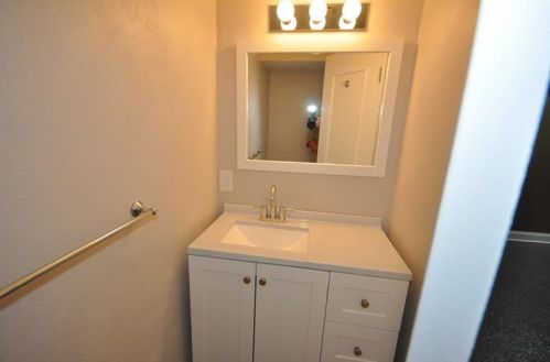 2215 Country Club Dr, Pittsburgh PA  15241-2333 exterior