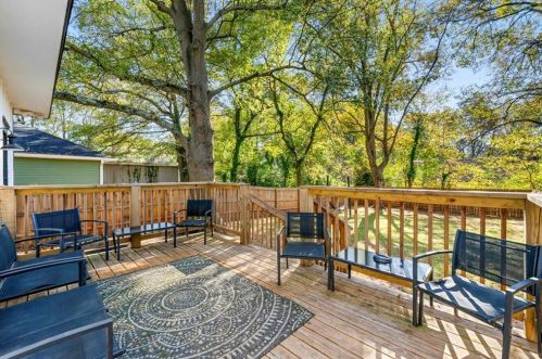 1714 Connally Dr, Atlanta GA  30344-2519 exterior