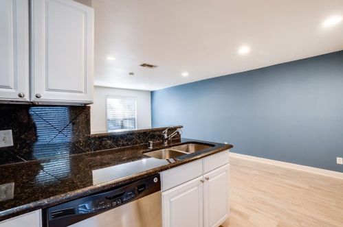 4122 Bowser Ave, Dallas, TX 75219-3718