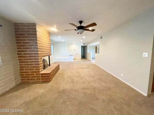 6201 Pomona Rd, Tucson AZ  85704-1061 exterior