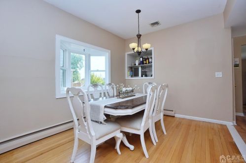 78 Mason St, Metuchen NJ 08840-2947 exterior