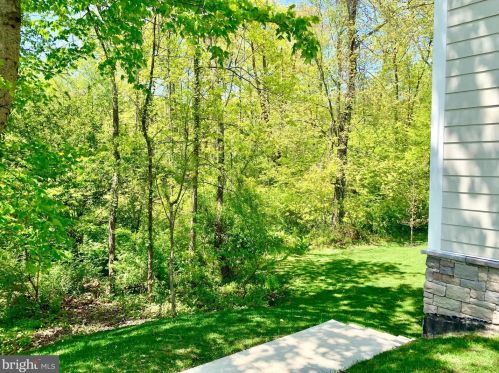 184 Mansgrove Rd, Princeton NJ exterior