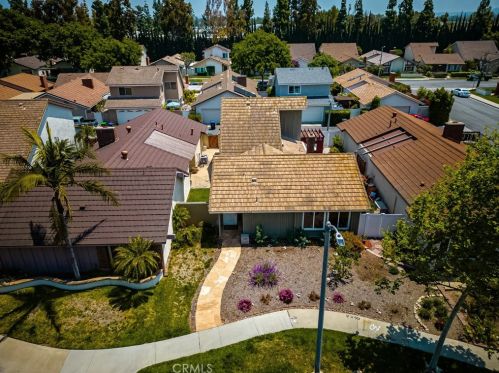 14402 Raintree Rd, Tustin CA  92780-6930 exterior