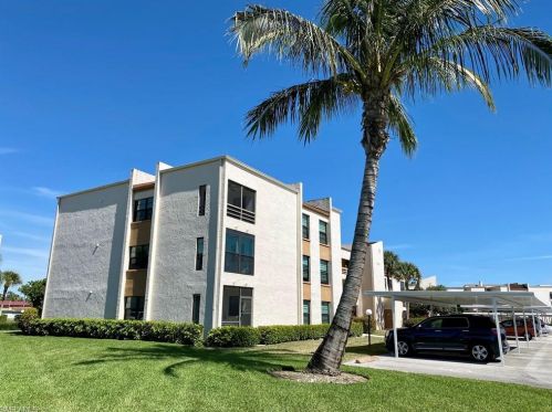 3615 Boca Ciega Dr, Naples FL 34112-6874 exterior