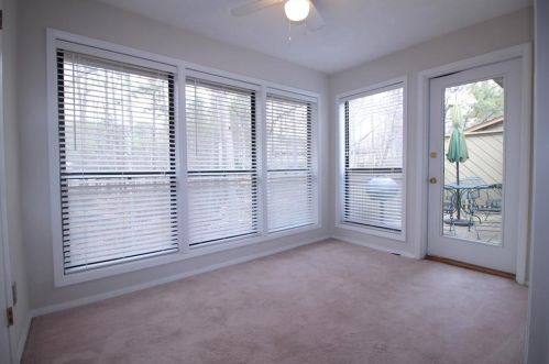 1006 Dunbar Dr, Atlanta GA  30338-6552 exterior