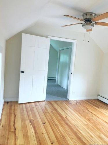 109 Clifton St, Wallingford CT  06492-4003 exterior