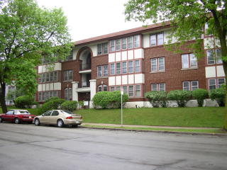 2011 Park Pl, Milwaukee WI  53211-3684 exterior