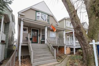 4127 Claremont Ave, Chicago IL  60618-2919 exterior