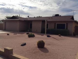 8624 42 Dr, Phoenix AZ  85029-1915 exterior