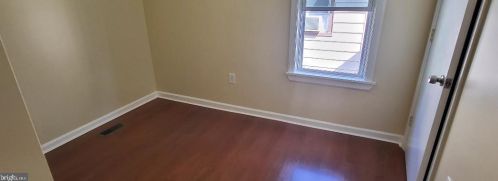 109 34 St, Camden NJ 08105-2504 exterior