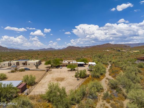 40115 3rd St, Phoenix AZ  85086-8606 exterior