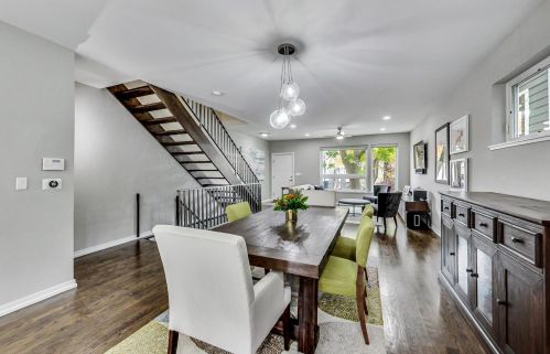 2100 Bingham St, Chicago IL 60647-4033 exterior