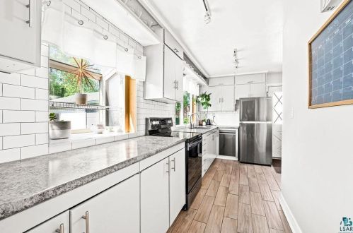 5128 Juniata St, Duluth MN 55804-1259 exterior