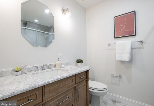 541 22nd St, Philadelphia PA  19130-3130 exterior