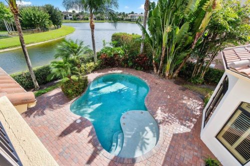 17894 Monte Vis Dr, Boca Raton FL 33496-1057 exterior