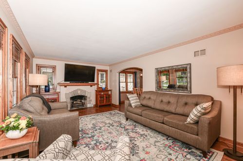 2508 Lefeber Ave, Milwaukee WI 53213-1222 exterior