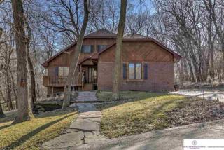 6015 Bennie Day Rd, Omaha NE  68152-1438 exterior