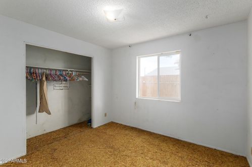 3701 Alice Ave, Phoenix AZ 85051-4076 exterior