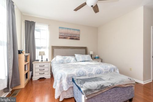 1315 Creekside Ln, Quakertown PA 18951-2842 exterior