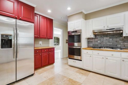 2607 Hawthorne Dr, Atlanta GA 30345-1328 exterior