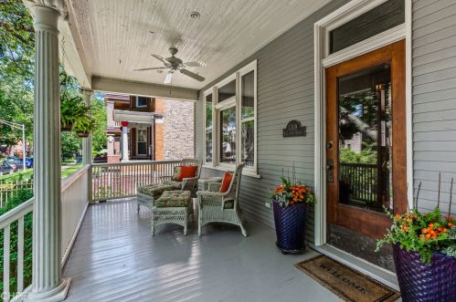 1309 Carmen Ave, Chicago IL 60640-2903 exterior