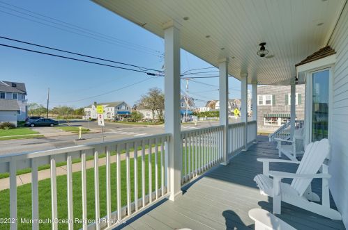 436 Club Dr, Point Pleasant Beach NJ  08742-5014 exterior