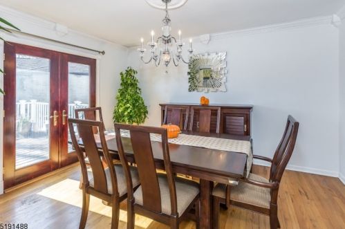 15 Reynolds Ave, Parsippany NJ 07054-3310 exterior