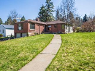 2712 19th Ave, Spokane, WA 99223-5011