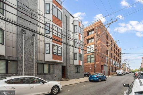 912 16th St, Philadelphia PA  19146-2041 exterior