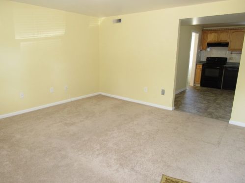 11 Constitution Way, Methuen, MA 01844-5710