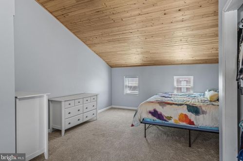 1118 2nd St, Philadelphia PA 19133-0033 exterior