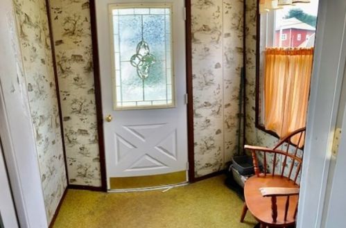 164 Ingham St, Chicopee MA 01013-4019 exterior