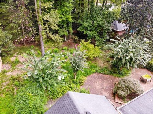 4275 Lake Forrest Dr, Atlanta GA  30342-3264 exterior