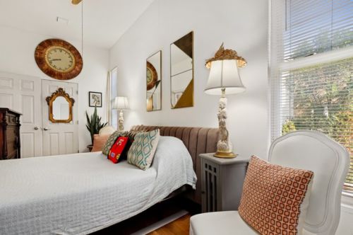 520 Kedzie Ave, Chicago IL 60652-1914 exterior