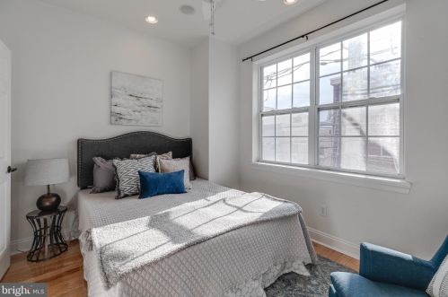 1723 Federal St, Philadelphia PA 19146-3016 exterior