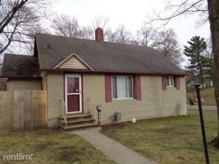 550 Mulder St, Meskegon MI  49442-2031 exterior