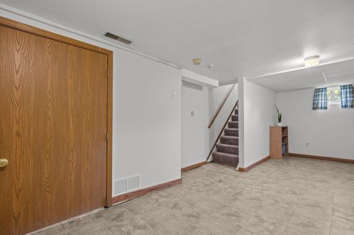 8721 Eulalie Ave, Saint Louis MO 63144-2002 exterior