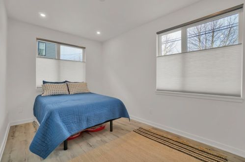 5563 Berlin Way, Pittsburgh PA  15201 exterior