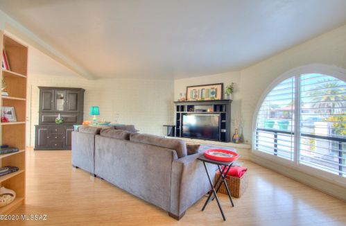 320 Paseo Chuparosas, Green Valley AZ 85614-3303 exterior