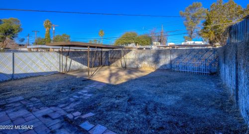 1321 Nevada Dr, Tucson, AZ 85706-1426