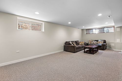 2731 Neva Ave, Chicago IL  60707-1612 exterior