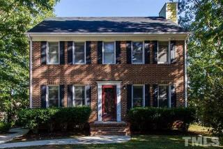 125 Boxford Rd, Cary, NC 27560-9647