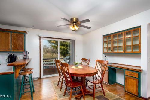 3653 108 St, Byron Township MI 49315-8705 exterior