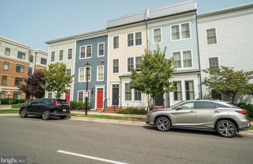 909 Montgomery, Alexandria VA 22314-1638 exterior