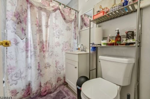 179 Midland Pl, Newark NJ 07106-3310 exterior