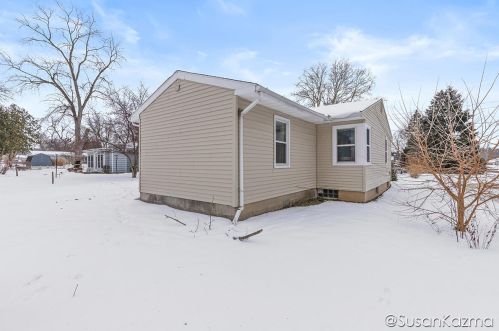 3145 10 St, Grand Rapids MI 49504-3978 exterior