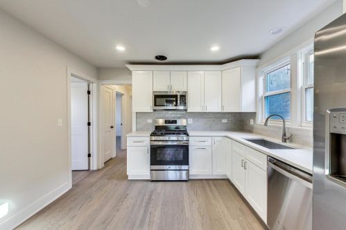 6416 Raven St, Chicago IL  60631-2516 exterior